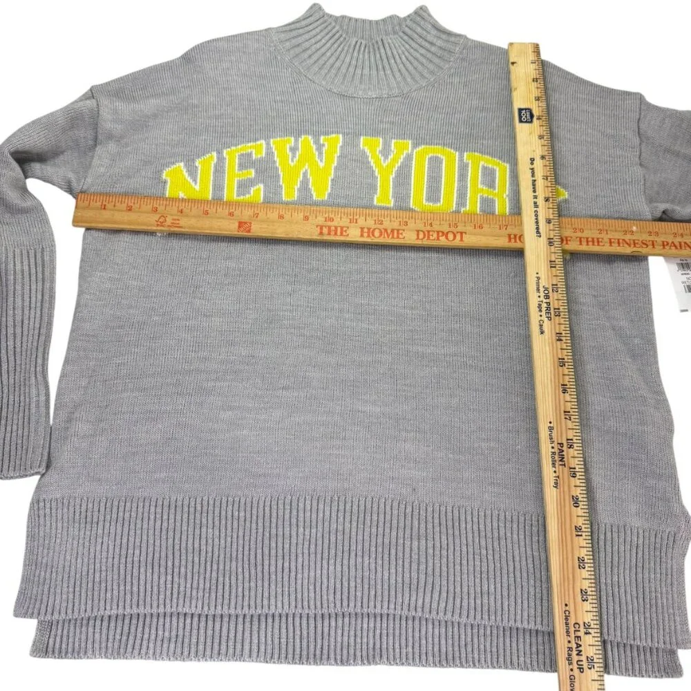 DKNY Jeans “New York” Gray Mock Neck Sweater Women’s Size S NWT | Cozy Pullover - Picture 8 of 8